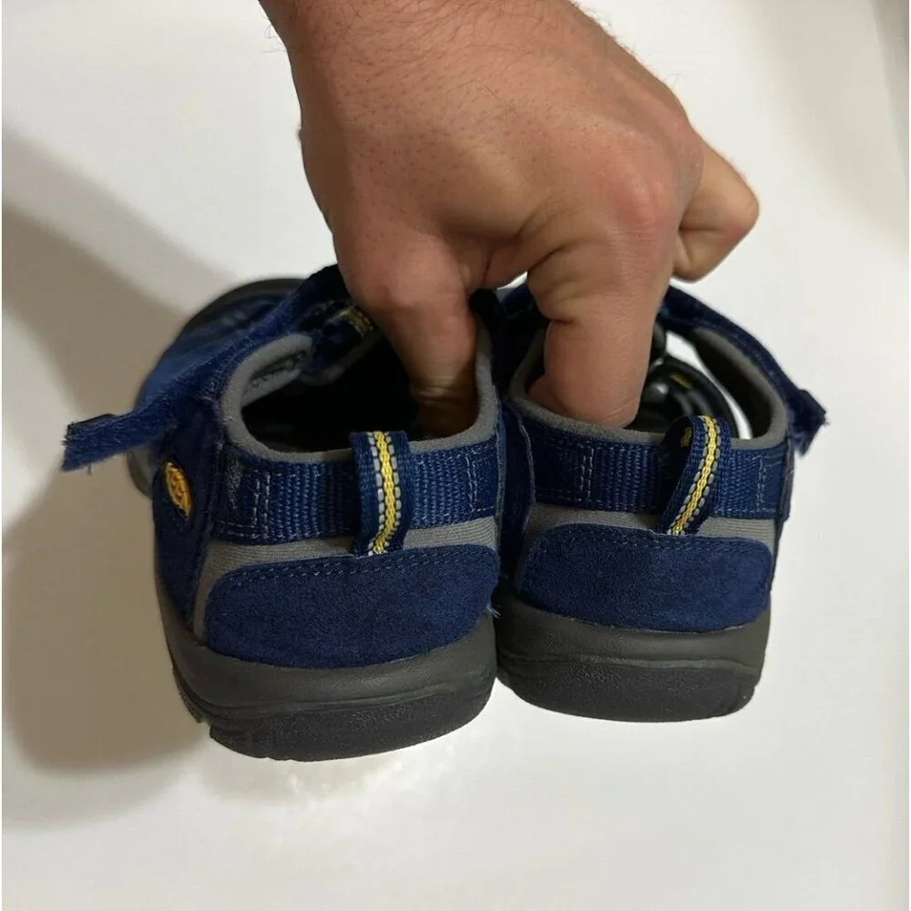 KEEN BIG KID’S NEWPORT H2 SANDAL BLUE DEPTHS Size 4.0